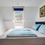 Апартаменты Wellness With Sauna And Jacuzzi